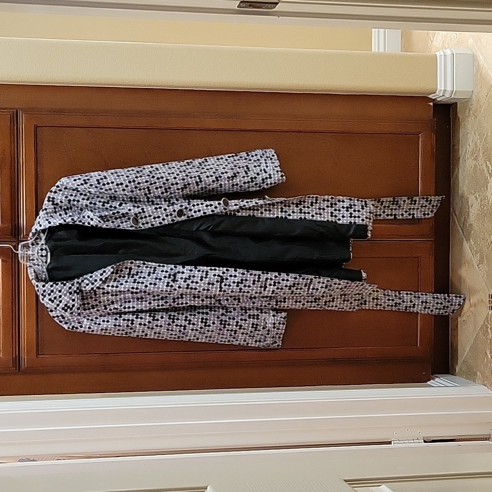 Trench coat - Picture 2 of 4